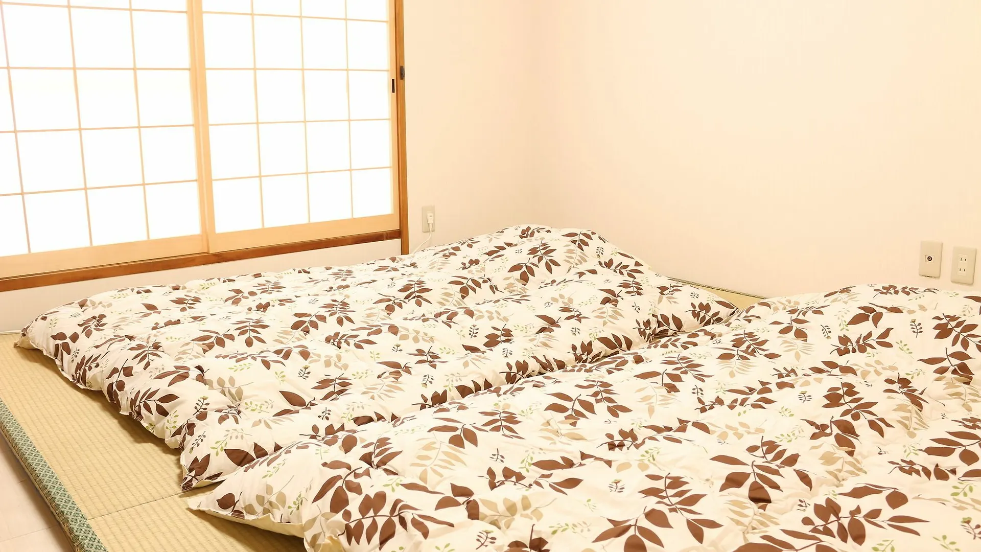 Сasa de vacaciones Villa Shirakabanoyado - Sakuragawa Osaka